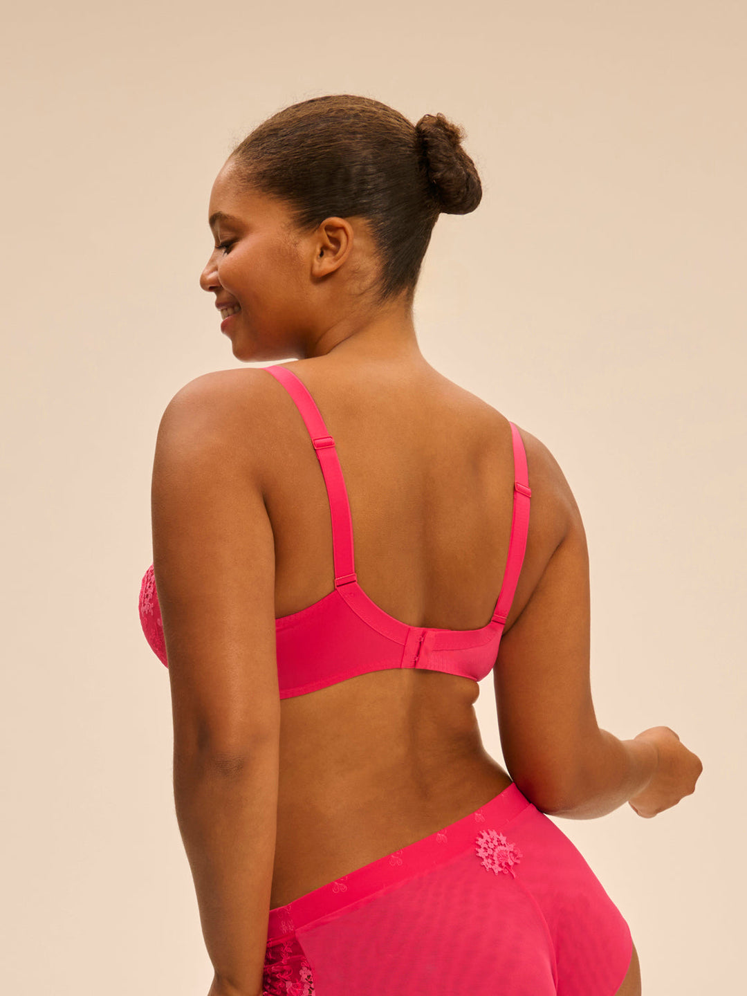 Simone Pérèle Wish Plunge Full Cup Bra in Fabulous Pink