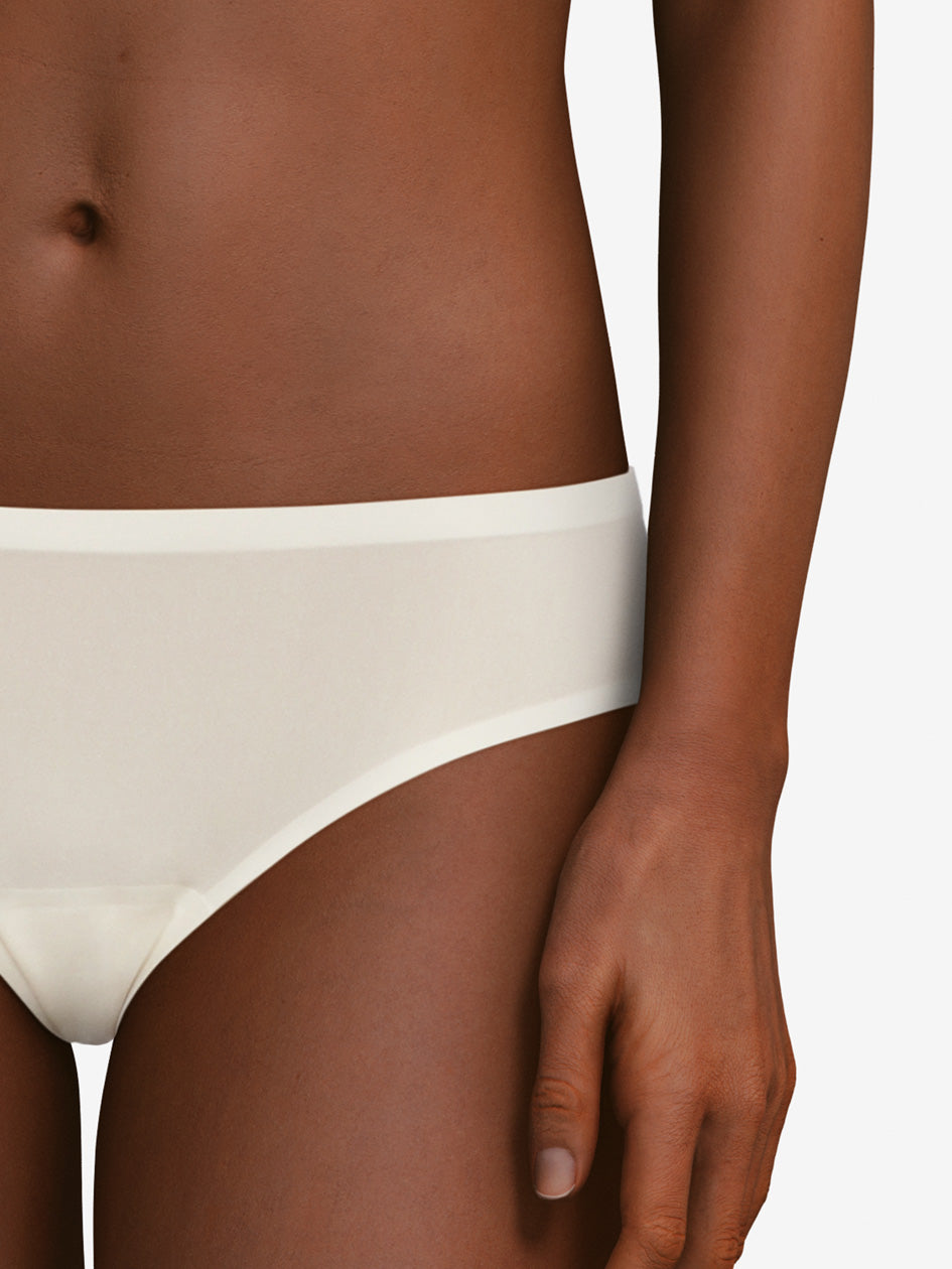 Chantelle Soft Stretch Rio Brief in Ivory