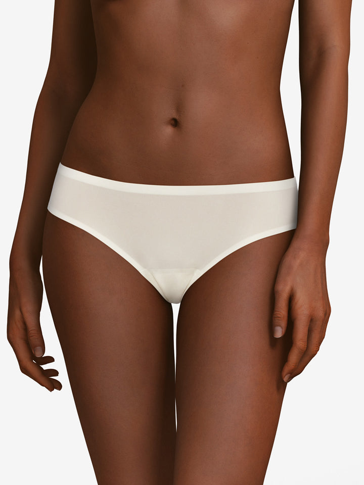 Chantelle Soft Stretch Rio Brief in Ivory